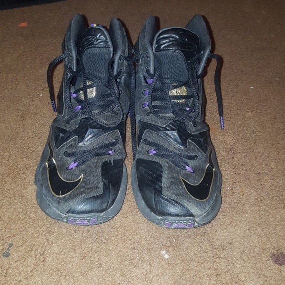 Nike LeBron 13 hyper grape - Picture 1 of 3